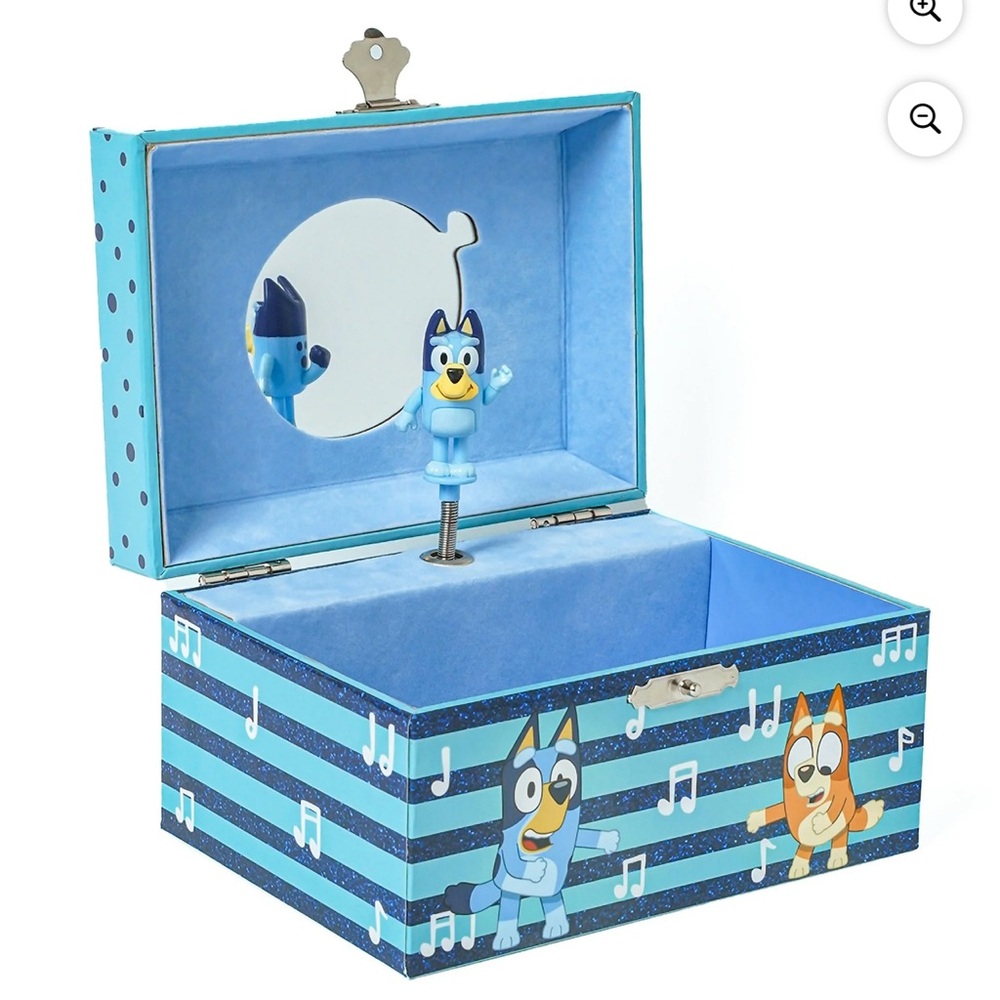 NWT Bluey musical jewelry box